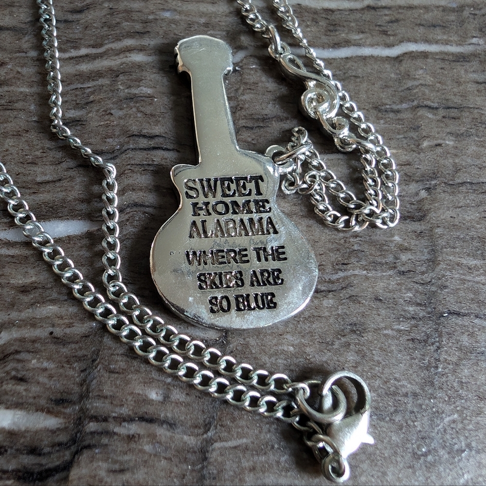 Guitar necklace - Picture 4 of 5